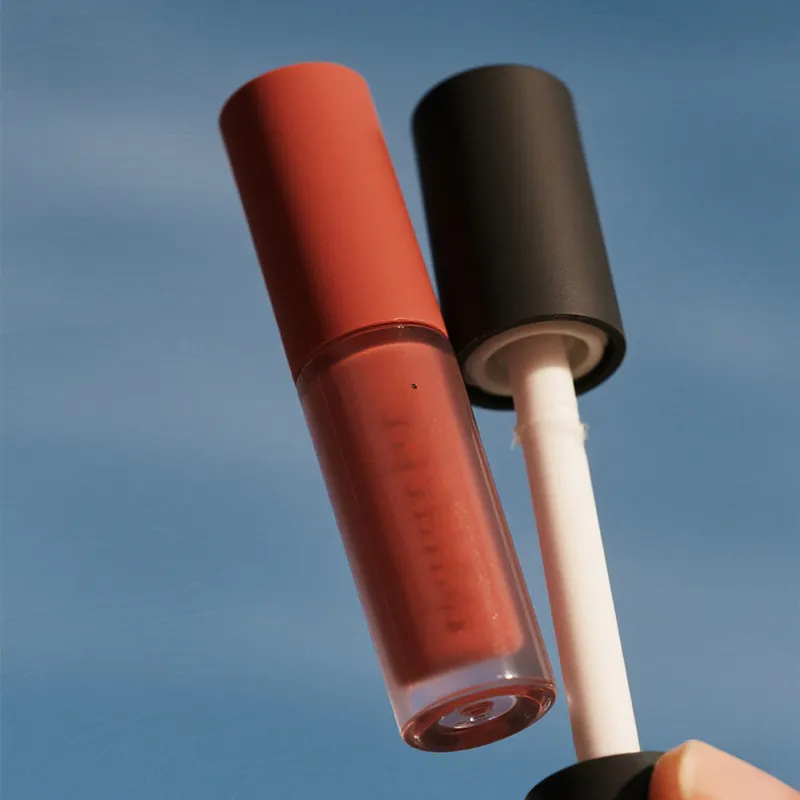 Sloss Lip Soláthar áilleacht