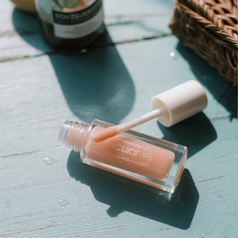 Snasta liopa soiléir ar an mórchóir